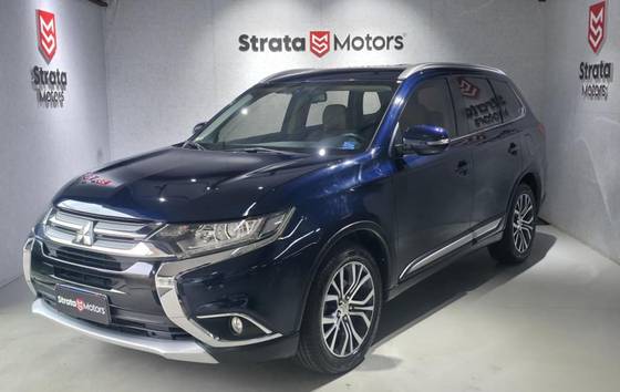 MITSUBISHI OUTLANDER 2.2 4X4 16V DIESEL 4P AUTOMÁTICO MITSUBISHI OUTLANDER 2.2 4X4 16V DIESEL 4P AUTOMÁTICO
